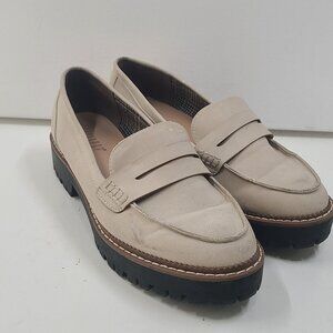 Jellypop Women’s 90s Bone Distressed Slip On Platform Loafer, Size 11 M
